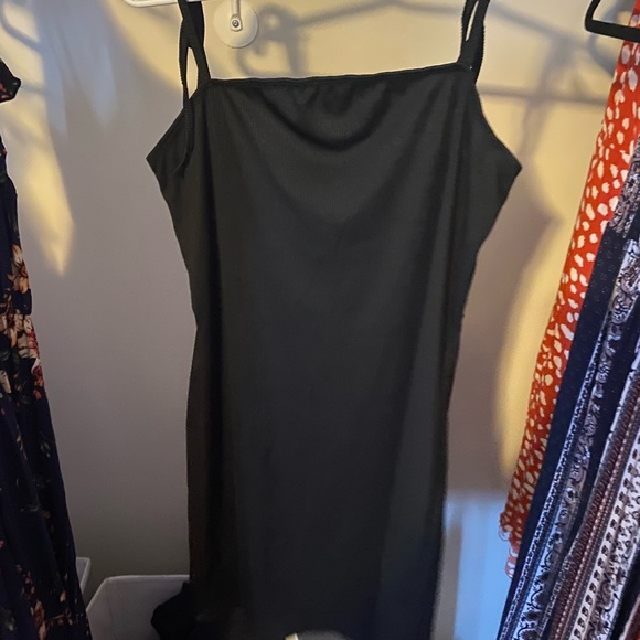 Dress Bundle (6) ✨ - Picture 3 of 10